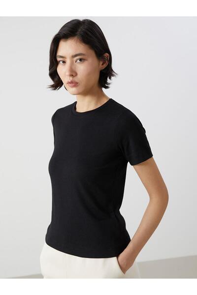 LC Waikiki Γυναικείο T-Shirt με λαιμόκοψη LCW