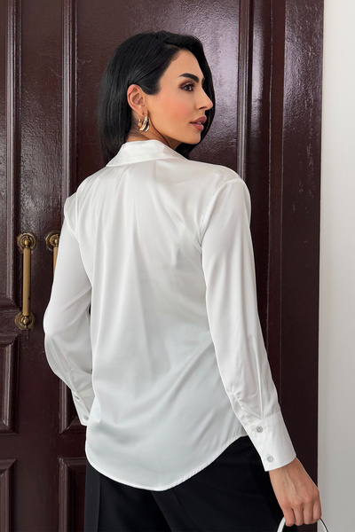 Ortaya Çık Λευκό πουκάμισο ελαφρώς ρέον σατέν