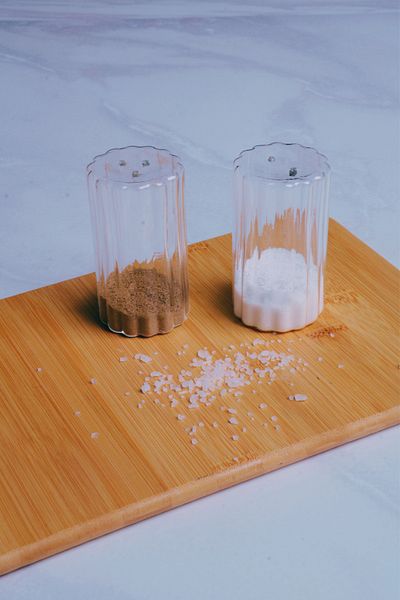 Manaferra Set of 2 Handmade Blown Glass Salt and Pepper Shakers
