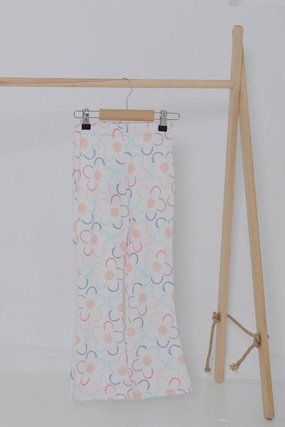 TOFİSA Leggings pentru fetiță cu model de flori albe - 27057