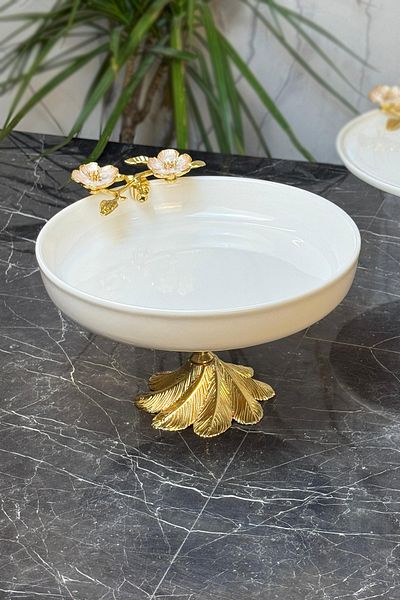 MAY HOME Laley Blood Footed Presentation Bowl & Porcelain Gold Detailed Footed Bowl