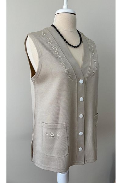 Özenli Triko Steel Knitted 5 Button Chest Embroidered Mother Vest Stone