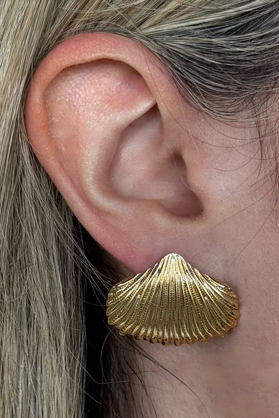 Beca Atelier Shell of Gold Steel Earrings