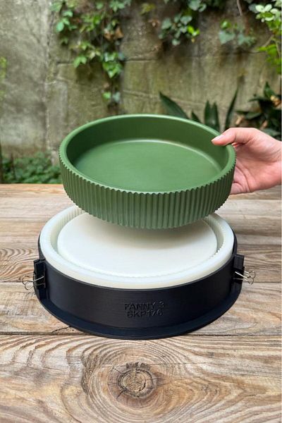RufusConcept Silicone Cup Mold with 3 Serrated Pulleys