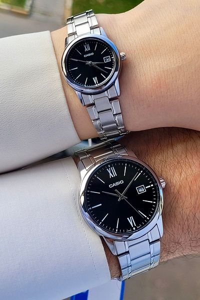 Casio Black Dial Metal Color Lover Couple Two Wrist Watch