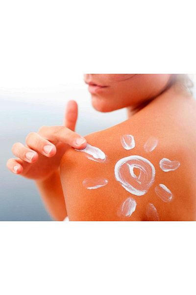 soltan Protect & Moisturise Suncare Sunscreen Spray SPF50+ 200ml