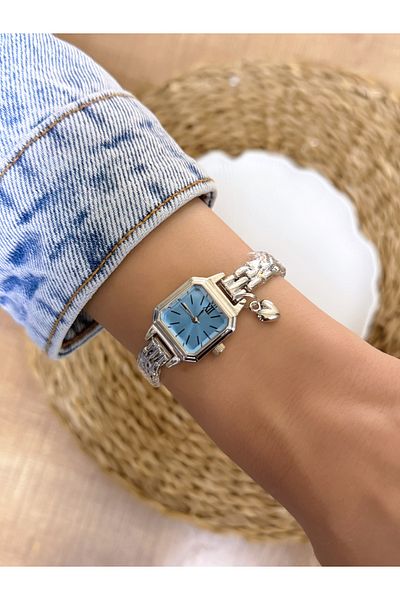 LOOQ Minimal Roman Numeral Vintage Women's Wristwatch
