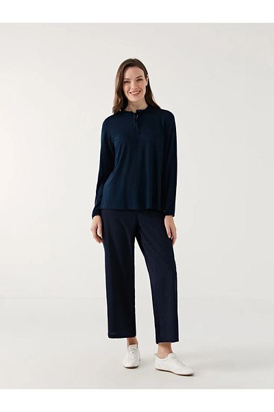 LC Waikiki Γυναικεία μπλούζα με λαιμόκοψη LCW Grace Navy Blue
