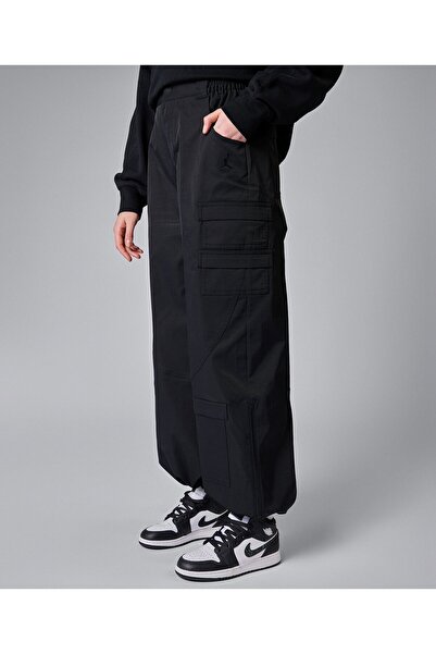 Nike Jordan Heavyweight Chicago Water Repellent Fabric Kadın Eşofman Altı