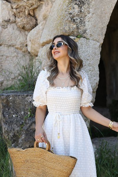 bytugcekaya Φόρεμα με λευκό μπαλόνι με μανίκια Gipeli Brode