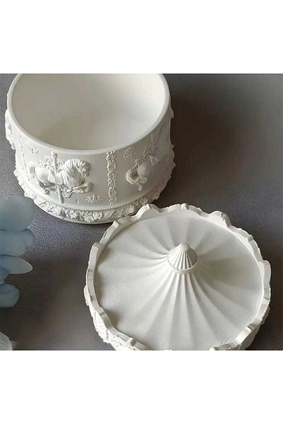 rakaymu Carousel Decorative Box with Lid Jewelry Box Object