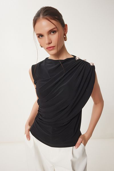 Happiness İstanbul Schwarze drapierte, detaillierte, geknöpfte Sandy-Bluse für Damen RX00056