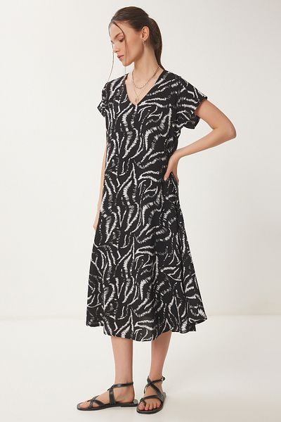 Happiness İstanbul Women's Black and White Patterned Summer Midi Dress En00636