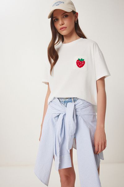 Happiness İstanbul Women's Bone Strawberry Embroidery Detailed Cotton T-Shirt Ub00383