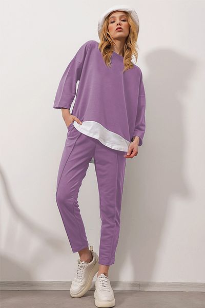 Trend Alaçatı Stili Fliederfarbene Bluse mit Rundhalsausschnitt und gerippter Hose mit doppelten Taschen, zweiteiliger Anzug ALC-X8175