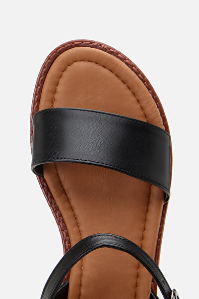 Yaya by Hotiç Black Yaya Women's Sandals