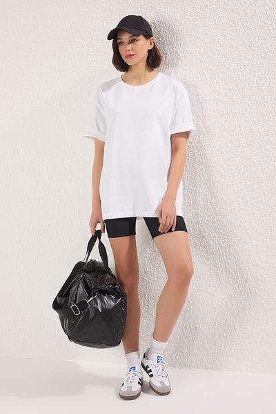 TRENDYOL SHOES Geantă de mână sport yoga pentru femei, neagră, lucioasă, cu parașuta, dimensiune mare, TAKSS25OC00039