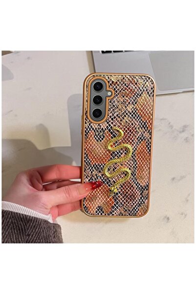 Zebana Samsung Galaxy S24 Uyumlu Kılıf Zebana Golden Serpent Silikon Kılıf Tu...