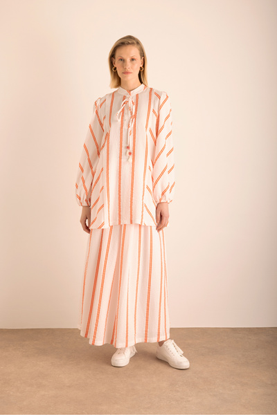 Aker Çizgili Balon Kollu Yakası Bağcıklı Bluz