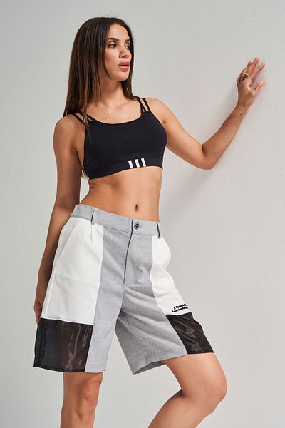 its basic Women's Gray Color Tulle Detailed Midi Length Design Fabric Shorts