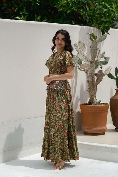 Miss Boheme Green Waist Embroidered Sequin Detailed Skirt Blouse Set