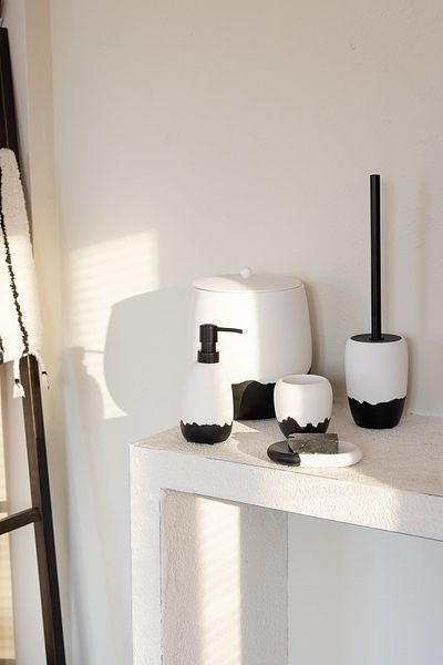 İrya Shadow 5 Piece Bathroom Accessory Set Black