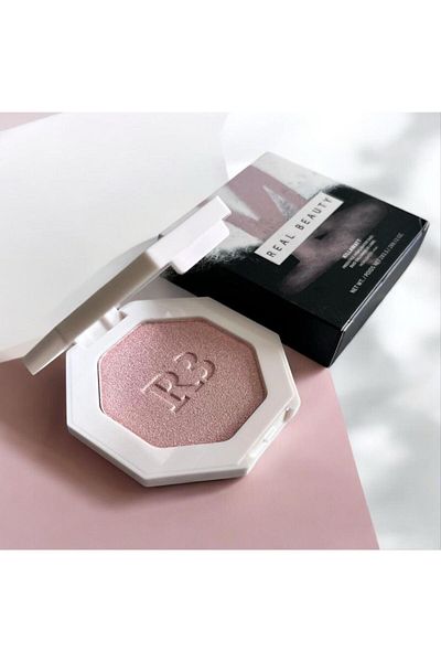 real beauty All Out Free Highlighter