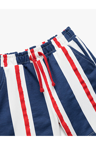 Koton Pamuklu Cep Detaylı Çizgili Beli Bağcıklı Şort