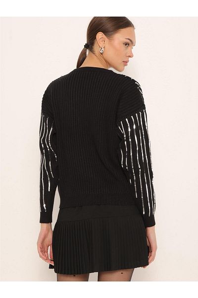 Coral Sequin Crew Neck - Black Short Sweater