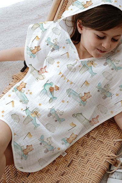 Tuğba Kuğu 4 Layer Muslin Poncho - Cute Animals