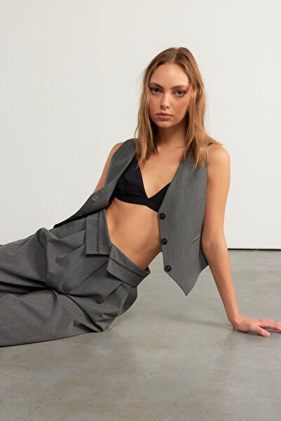 VATKALI سترة مصممة باللون الرمادي