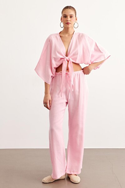 LEVURE Kadın Müslin Bağlamalı Bluz PEMBE