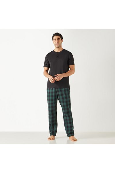 FAV Henley Neck T-shirt and Checked Pyjama Set