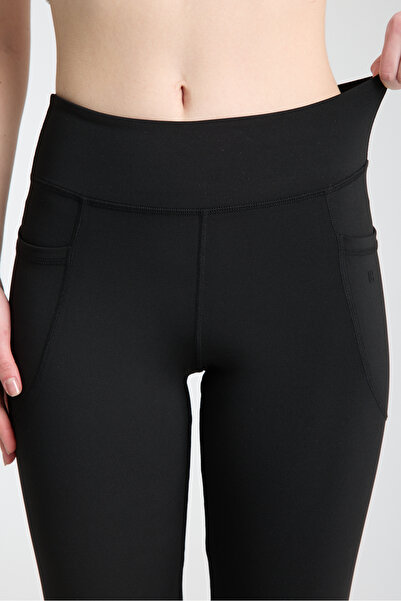 MRS.MODA Ženske crne Skuba tkanina čarape sa širokim nogavicama Sa detaljem d...