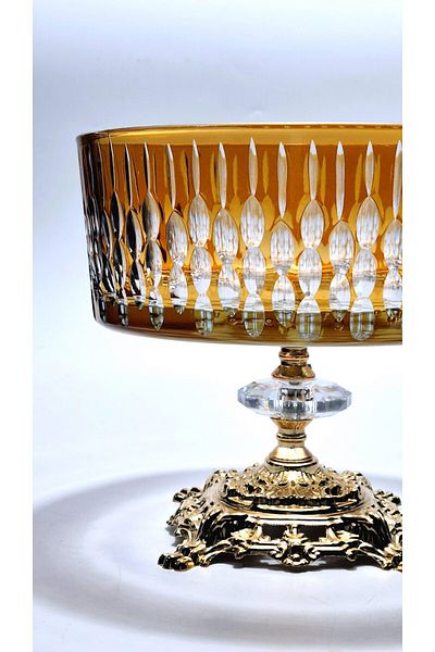 AKDEN Cut Decor Metal Foot Tableware Bowl