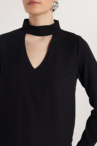 Tudors Kadın Standart Fit Choker Yaka Siyah Bluz