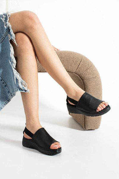 Getcho Pancu Women's Black Thick Soled Leather Sandals – Orthopedic, Casual and Comfortable, Flexible Strap Sandals