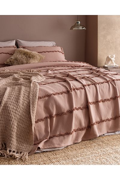 Madame Coco Rostrenen Single Cotton Bedspread - Powder