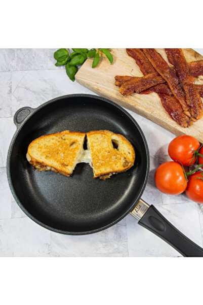 AMT Gastroguss D-amt524 24x5 Cm Kızartma Tavası Indüksiyona Uyumlu Değildir.