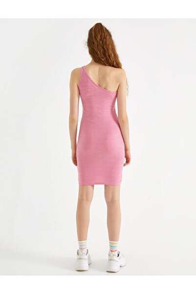 Koton Šaty Slim Fit Mini na jedno rameno