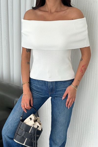 FEMELLE Women's White Standard Size Madonna Cotton Slim Knitwear Blouse