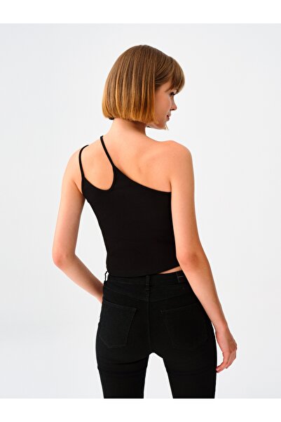 Loft Crop Female Athlete