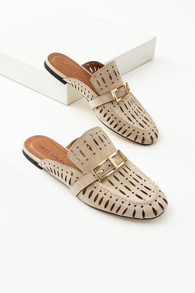 diclepolat Women's Suede Gold Buckle Detailed Flat Sole Daily and Comfortable Slippers Serez Beige