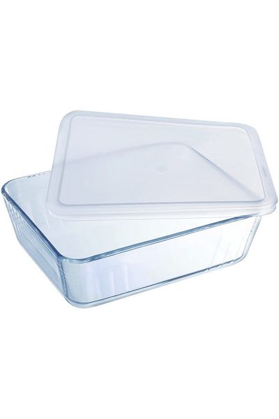 Pyrex Rectangular casserole with lid