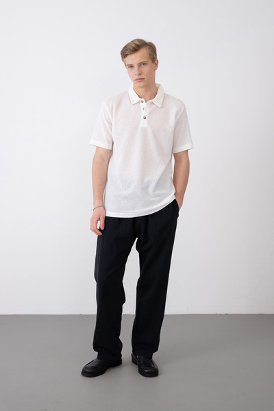 İLKCET MODA Ανδρικό μπλουζάκι με λεπτομέρεια με γιακά με κουμπιά