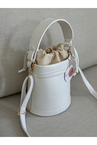 BAGLOVİS Shirred Mouth Bucket Model White Color Women's Hand and Shoulder Bag En20 Uzn20
