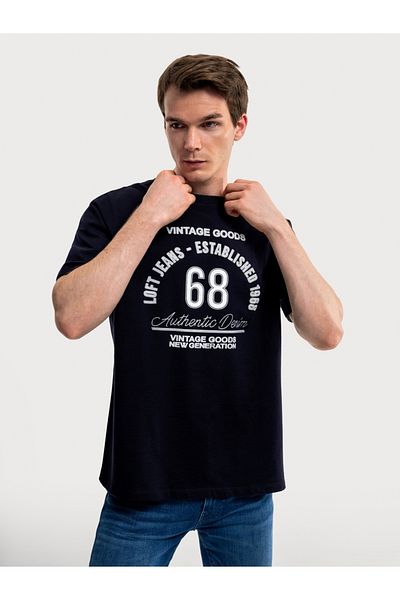 Loft Tricou pentru bărbați loose fit. Mânecă de braț