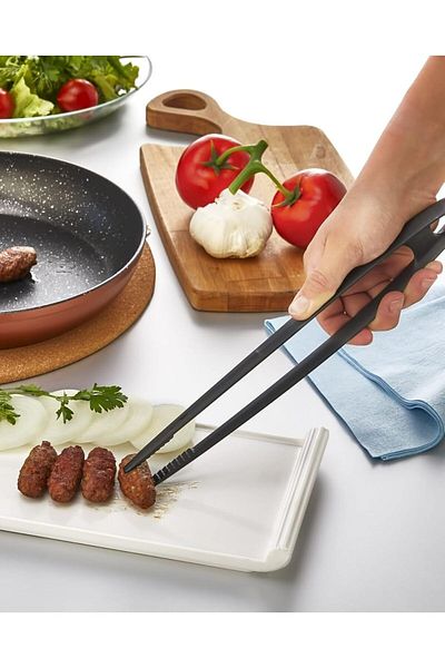 STOREMAX Jvnnastore Practical Fireproof Non-Stick Hard Plastic Tweezers Tongs |   Resistant up to 220 Degrees C