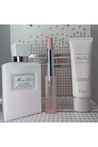 Dior مجموعة العناية كرستيان ديور الوردية