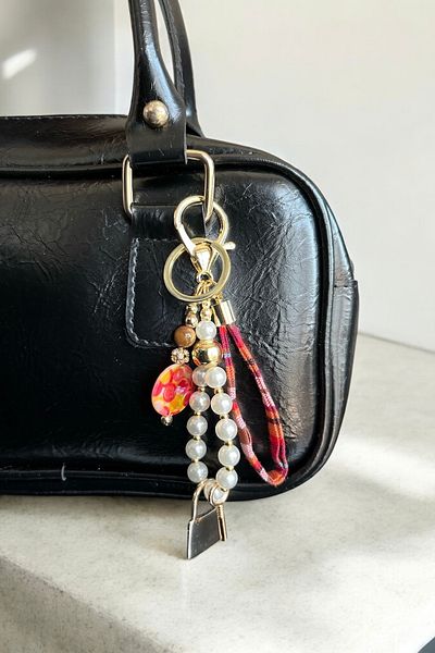 stravis Pearl Lock Detail Keychain Bag Charm